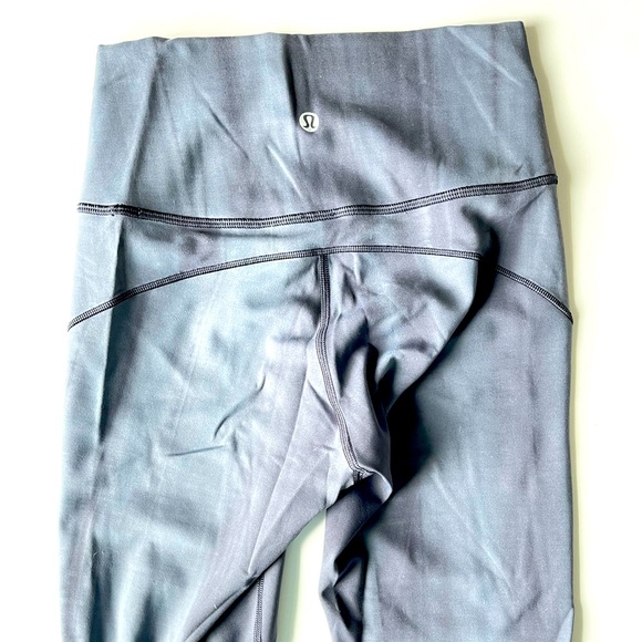 Lululemon Grey Leggings 23” - Picture 1 of 3